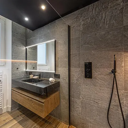 Le De L'horloge Apartmán