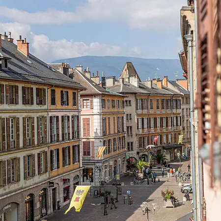 Le De L'horloge * Chambéry