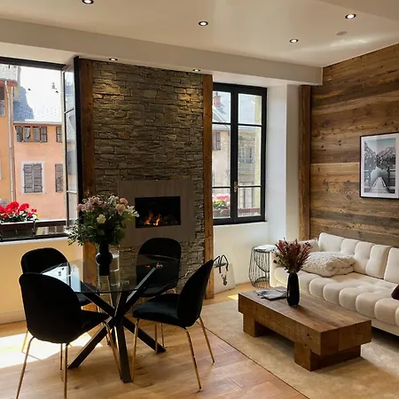 Le De L'horloge Apartment Chambery